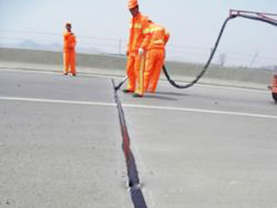 灌縫膠施工現(xiàn)場