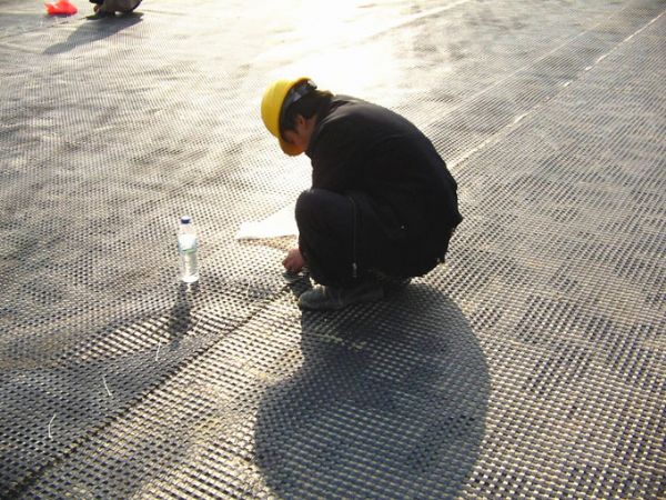 玻纖格柵施工中